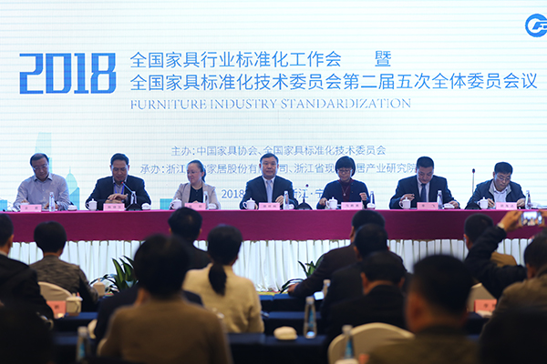 1543801571637780.jpg 058A9259.jpg