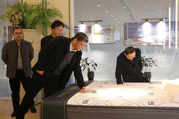 1551685184698738.jpg IMG_5373.jpg